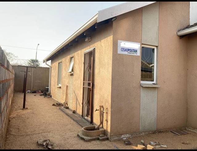 3 BEDROOM HOUSE FOR SALE IN WINDMILL PARK